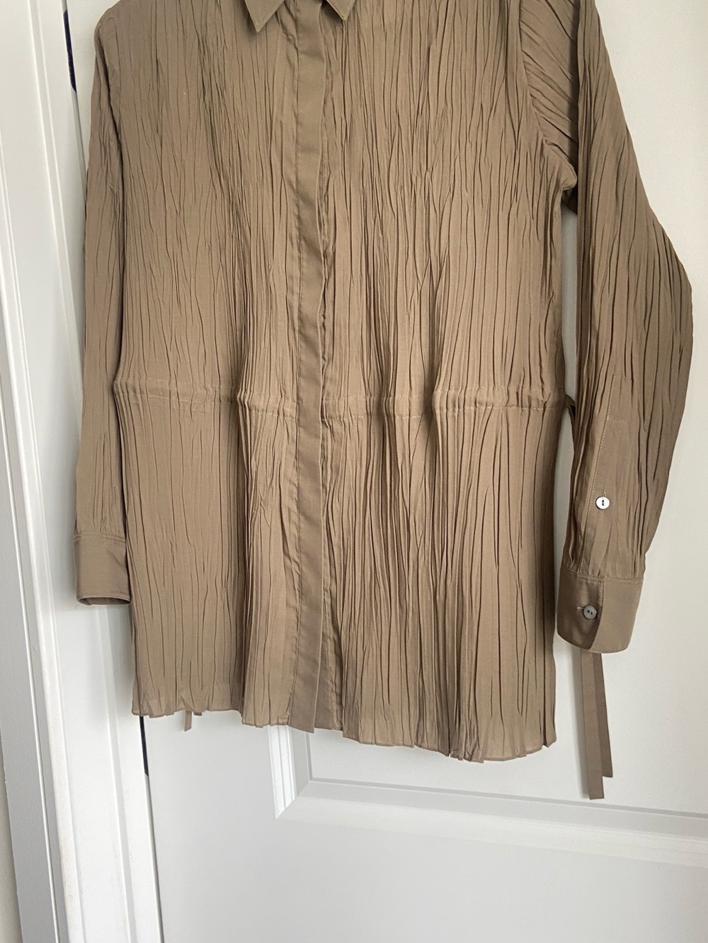 NWT Theory Pleated Blouse Green Khaki Size M